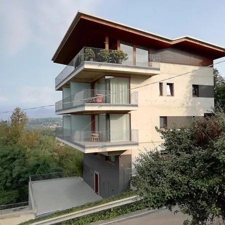 Apartment In Cima Al Bosco *